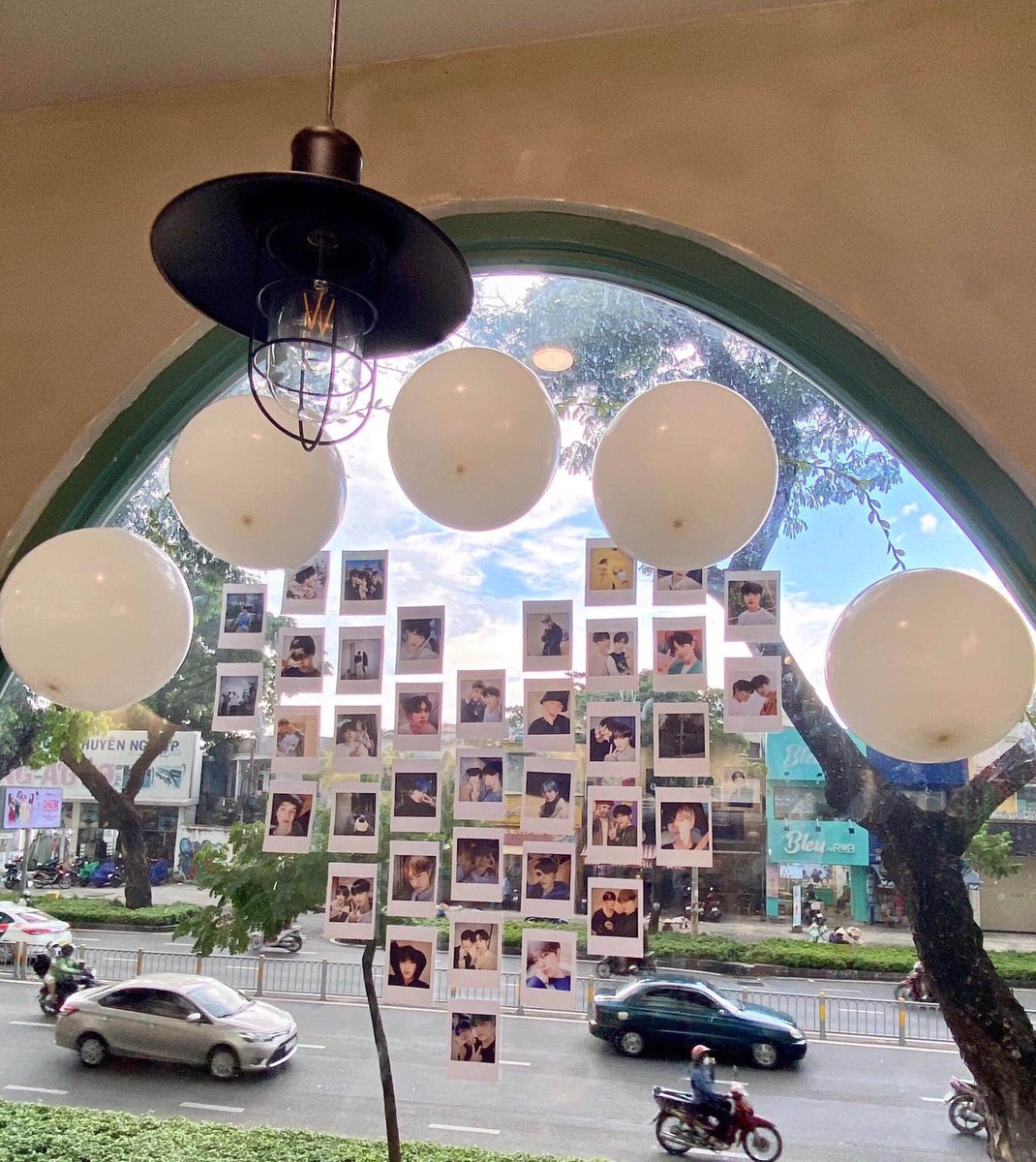 CIXVietnamUnion's tweet photo. ⭐️𝑺𝑯𝑶𝑲𝑨𝑲𝑲𝑶 | #𝑪𝑰𝑿 1-𝒀𝑬𝑨𝑹 𝑨𝑵𝑵𝑰𝑽𝑬𝑹𝑺𝑨𝑹𝒀  | CAFE EVENT  

#안녕_씨아이엑스_1주년
📍 HoChiMinh city
#HELLO_CIX_1YEAR
@CIX_twt @CIX_Official #씨아이엑스 https://t.co/kf98YQck2q