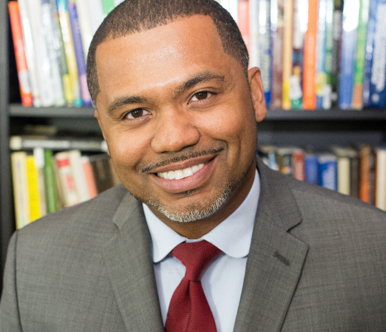 Blackboard's tweet photo. Our last #BbWorld20 keynote—author and original Freedom Writer @ManuelScott—is live at 12:30 PM ET. Who's ready to hear some inspiring words about the power of education? ✋ https://t.co/f4ykyZMVXQ https://t.co/urXQsu7EgS