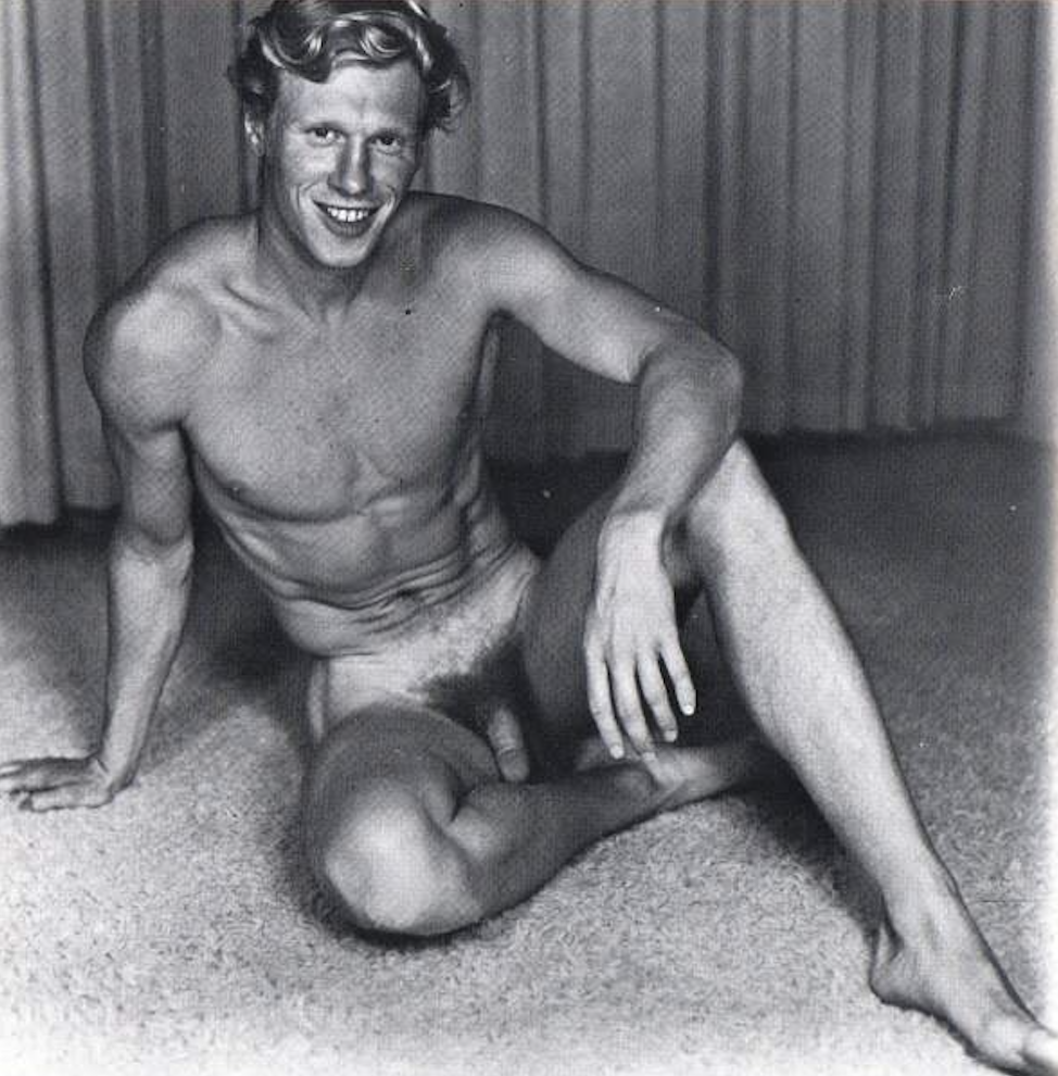creatureblackl1's tweet photo. Erik Larson [Photos by Hyperion Studio] No Location, 1968 #eriklarson #hyperionstudio #vintagemen https://t.co/w4ROG5xwzf