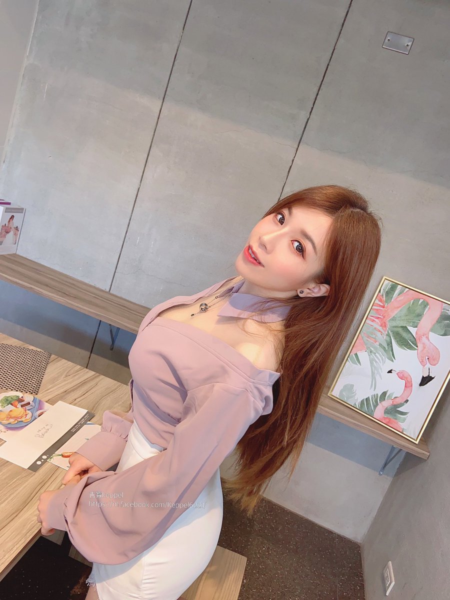 🦋🦋
-

#作品撮り #攝影 #自拍 #裏アカ女子 
#photography #photooftheday #photo #photographer  #love #instagood #model #smile #cute #girl #iphone11 #keppel https://t.co/QJEUqG8RX5