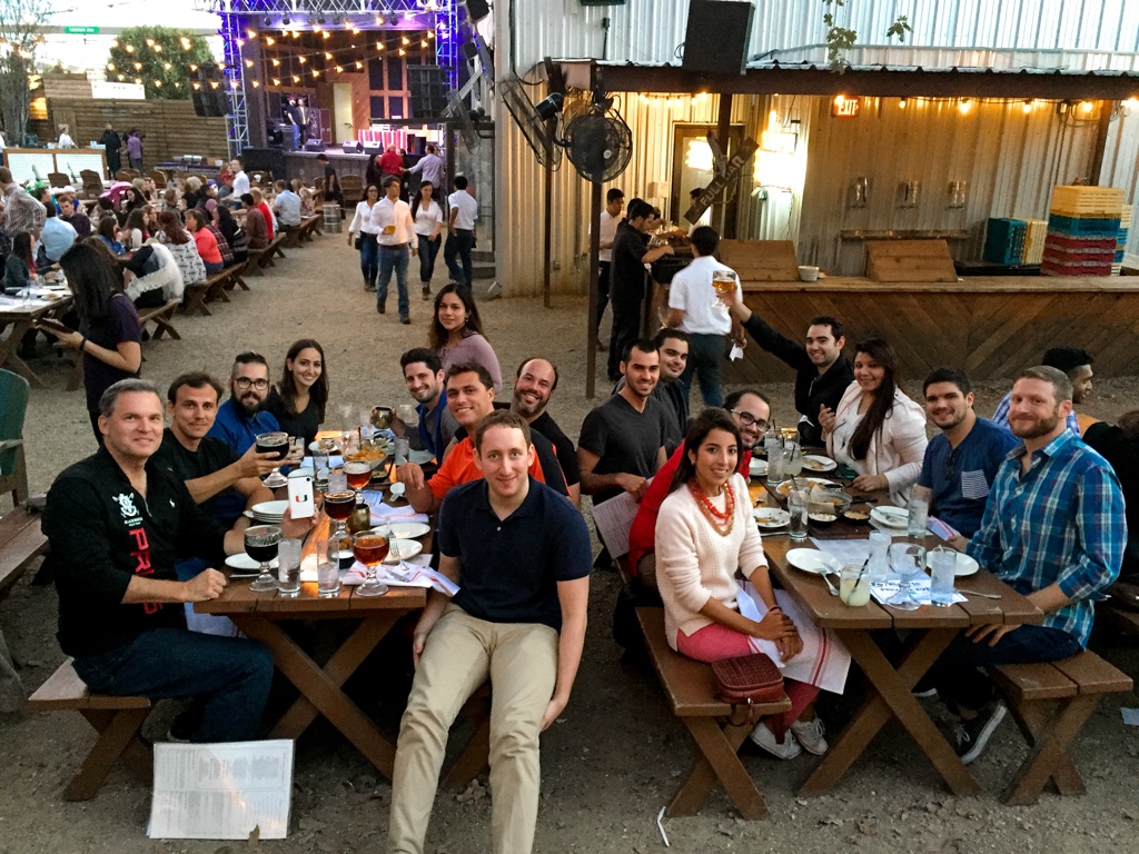 umiamimredu's tweet photo. Today's #WBW is throwing it back to '16 when the class of '17 attended the @UrbanLandInst Fall Meeting in Dallas, TX. #MREDU https://t.co/zc5o8JA7Ui