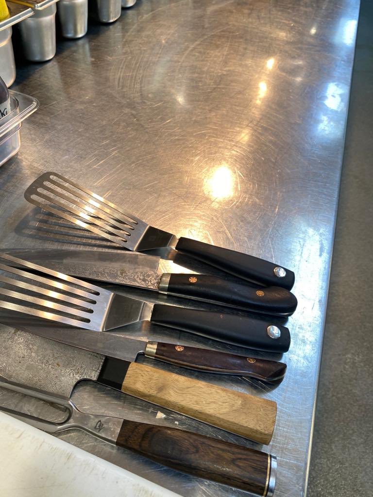 jamesmartinchef's tweet photo. Cancelled table of six has become available tonight at @TheKitchenatCG hope to see you there please call @chewtonglen https://t.co/7VoBg7HWu4