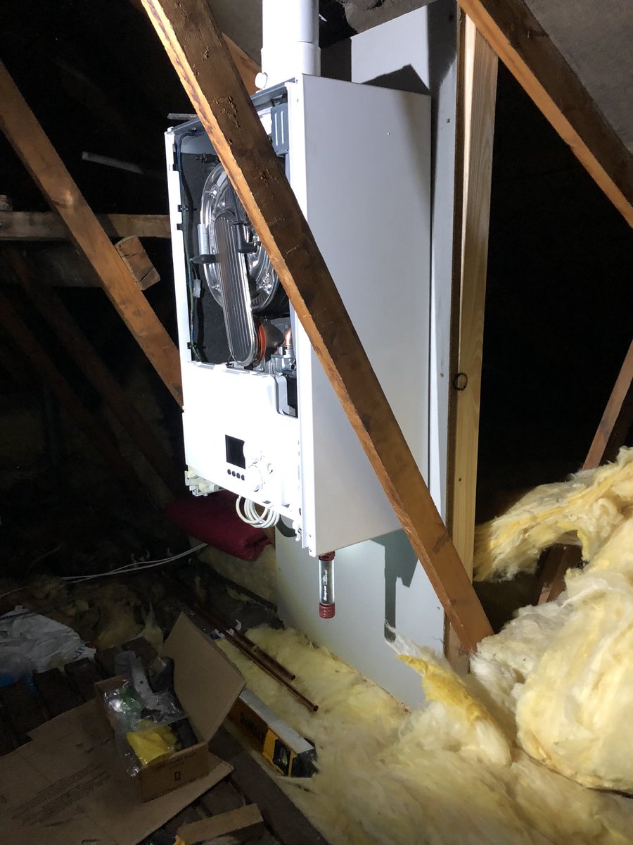 EPHMBarnsley's tweet photo. Another @IdealBoilers vogue max installation this week. @EPHMBarnsley @ideal_joe1 https://t.co/tk4SfUdEjF