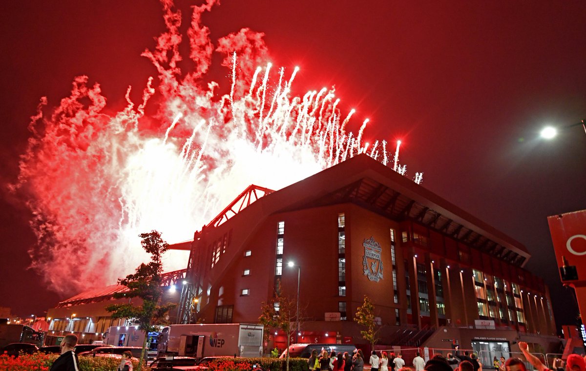 Fireworks for the champions! 🎆🏆