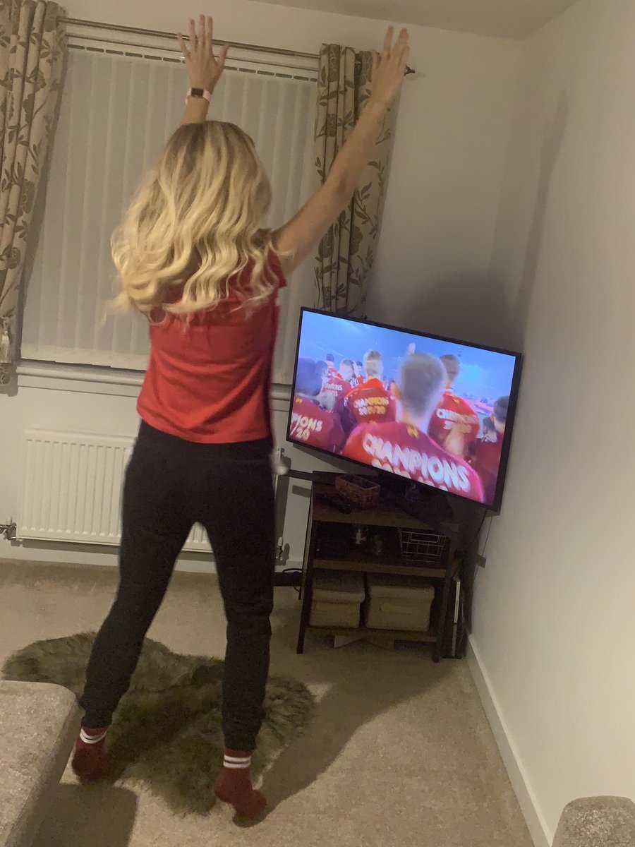 emzl512's tweet photo. @LFC #lfc #YNWA #champions https://t.co/r3HmJmXPoz