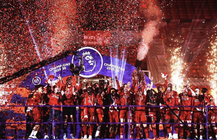 a thread of pictures of everyone with the trophy.