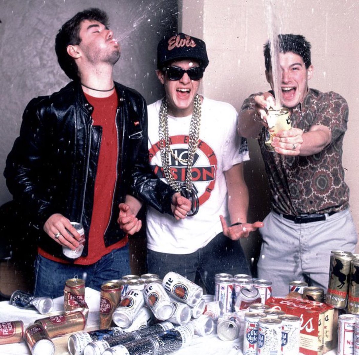 80sThen80sNow's tweet photo. I Had a Little Horse Named Paul Revere
Just Me and My Horsy And a Quart of Beer.

#TheBeastieBoys #BeastieBoys #HipHop #Rap #PaulRevere #Beer @beastieboys https://t.co/AfCBUjzFnn