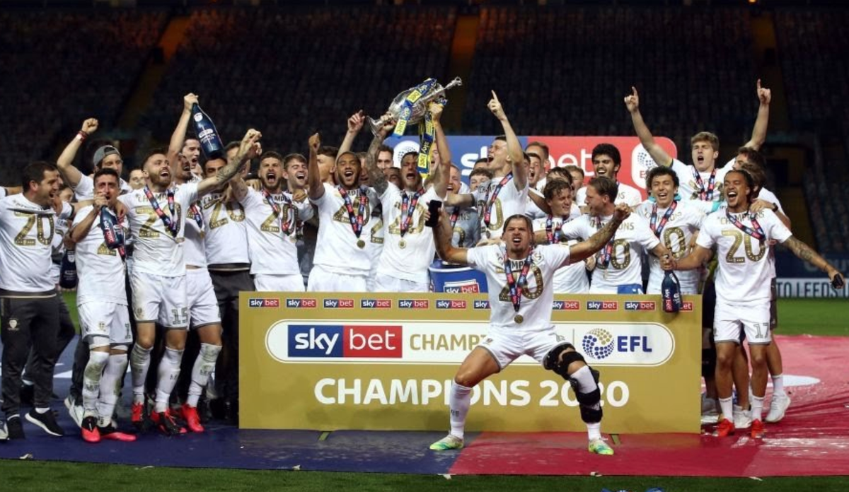 RITGK's tweet photo. This pic  🙌 🏆 #LUFC https://t.co/pUKEhF5nAo