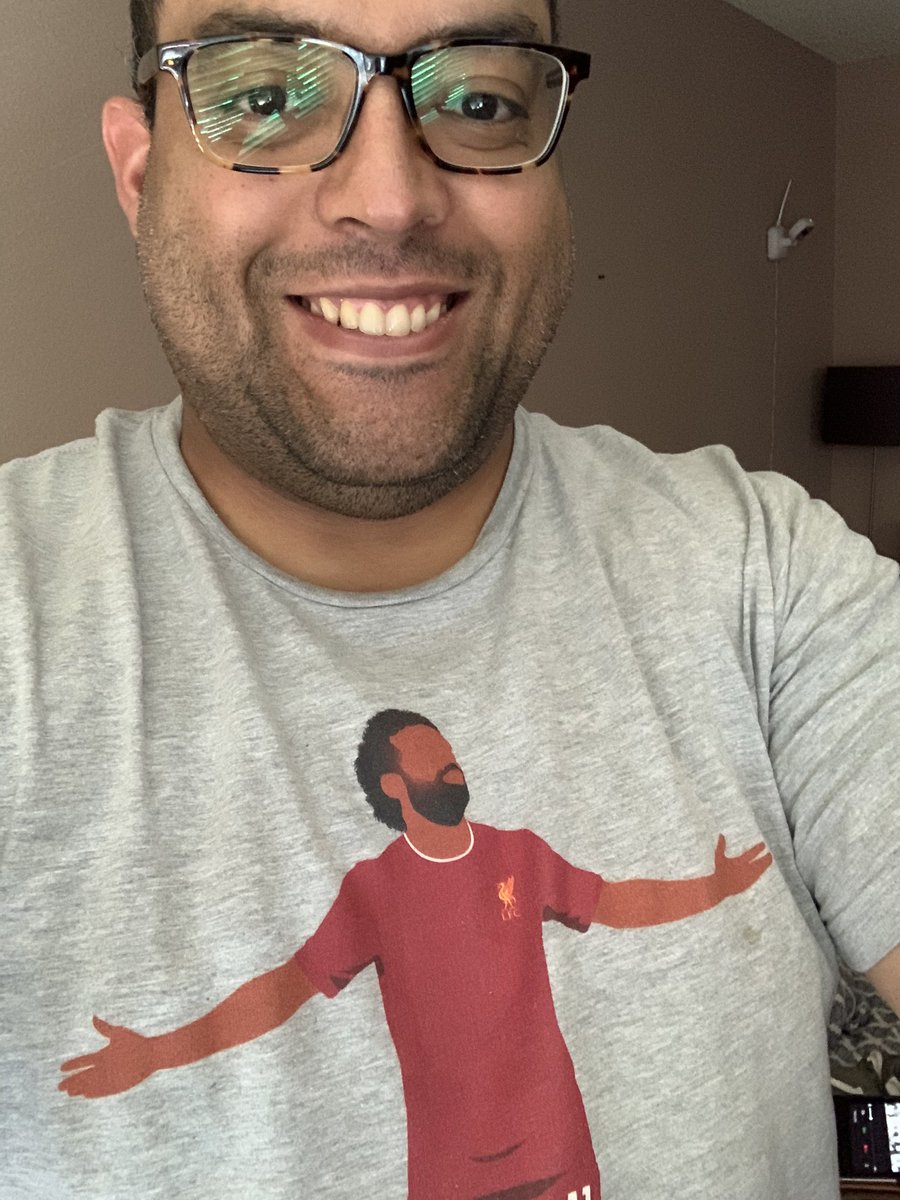 ChampsPapa1015's tweet photo. #LFCchampions #LFCatHome #LFC19 Let’s Party!!!! 🏆 https://t.co/wFL9Ad7DPp