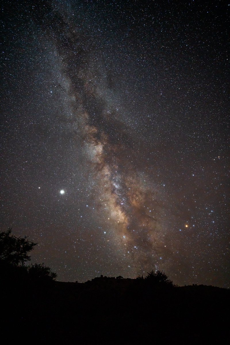 NabarretteSammy's tweet photo. Few Milky Way photos I took in Fort Davis this week #Astrophotography #Milkyway #notphotoshopped https://t.co/pBKVse8bJA