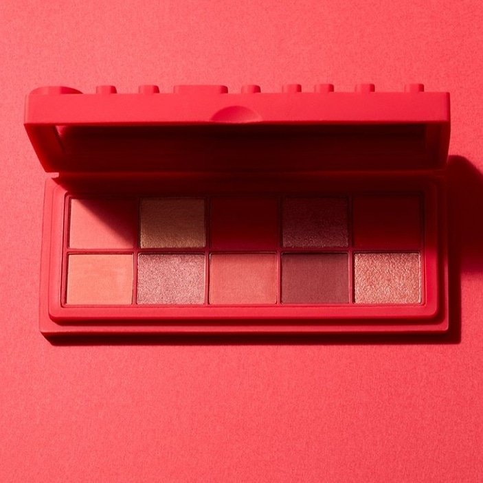 BeautyBusiness_'s tweet photo. 🍒 Check out this gorgeous Cherry Eyeshadow Palette from @primark.beauty! Features 10 matte &amp; shimmer shades.
✨What do you think of this? https://t.co/jtwPy03CF1