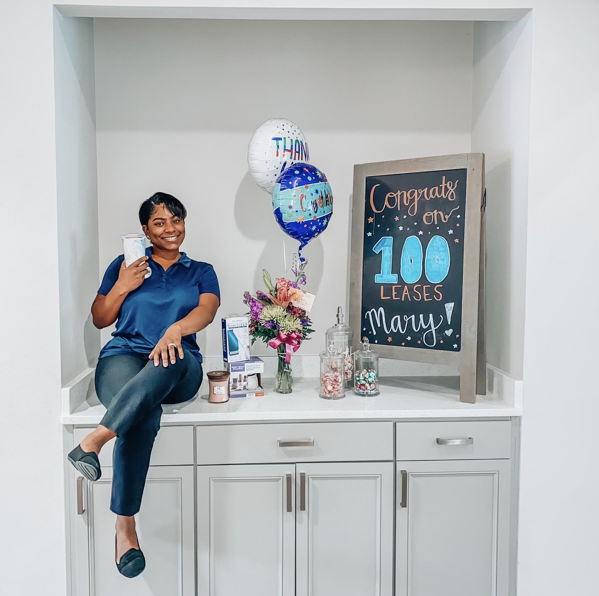TheOverlookNac's tweet photo. Congrats to our leasing professional, Mary !!! We are so thankful for our Mary, she has signed 100 LEASES this season &amp; is still signing away 🥳 Come see Mary today &amp; call The Overlook your HOME !! #sfa22 #sfa23 #sfa24 #overlooklife https://t.co/BHoZ2yQimn
