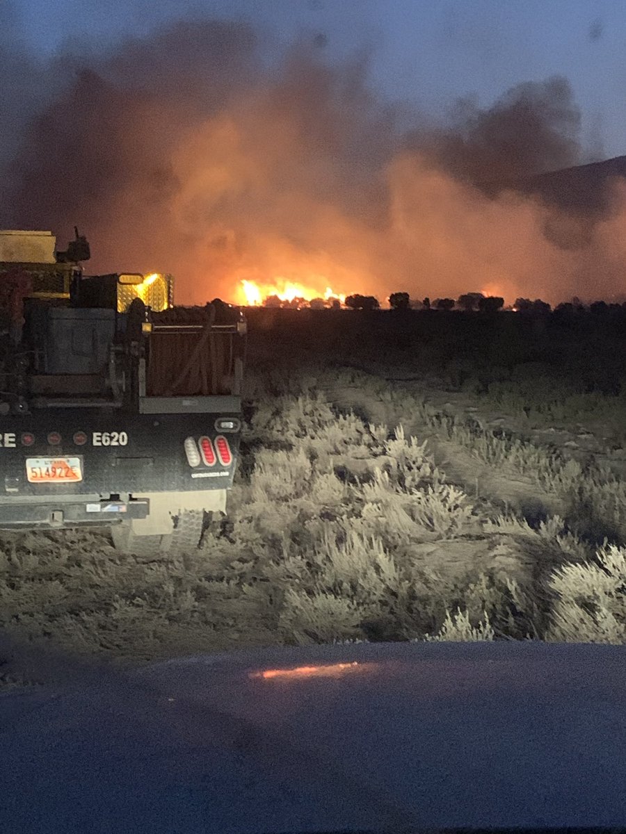 WeberFireDist's tweet photo. Weber Fire Warden - 3A261 Is currently the IC on the #DennisFire in Box Elder County. The fire is currently 2608 acres in size & holding. Units from BLM Salt Lake, Box Elder County, State of Utah & Forest Service are there mopping up the fires edge today.
#carepreparerespond https://t.co/keMaTjuJvm