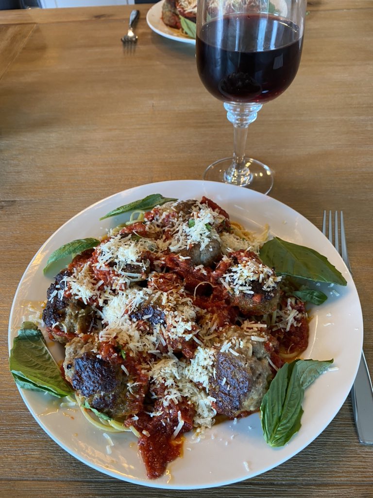 PaskertLuke's tweet photo. Great meal prep with @fabioviviani today. https://t.co/awWQDwvMg0
