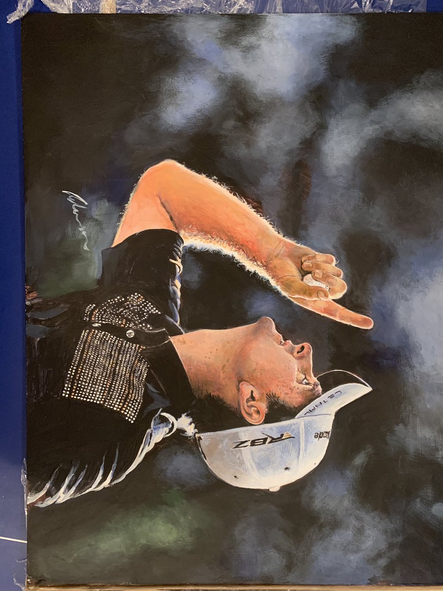 oneleggedidiot's tweet photo. Sitting in awe of @markgolfart talent. Recently I won this @JustinRose99 flag in a Fathers Day competition @NorthHantsGC . Asked Mark to produce some artwork to be framed with the flag.... and then @georgeporter4 and I came up with a 2nd option which is equally as stunning ! https://t.co/QCbLJgHexT