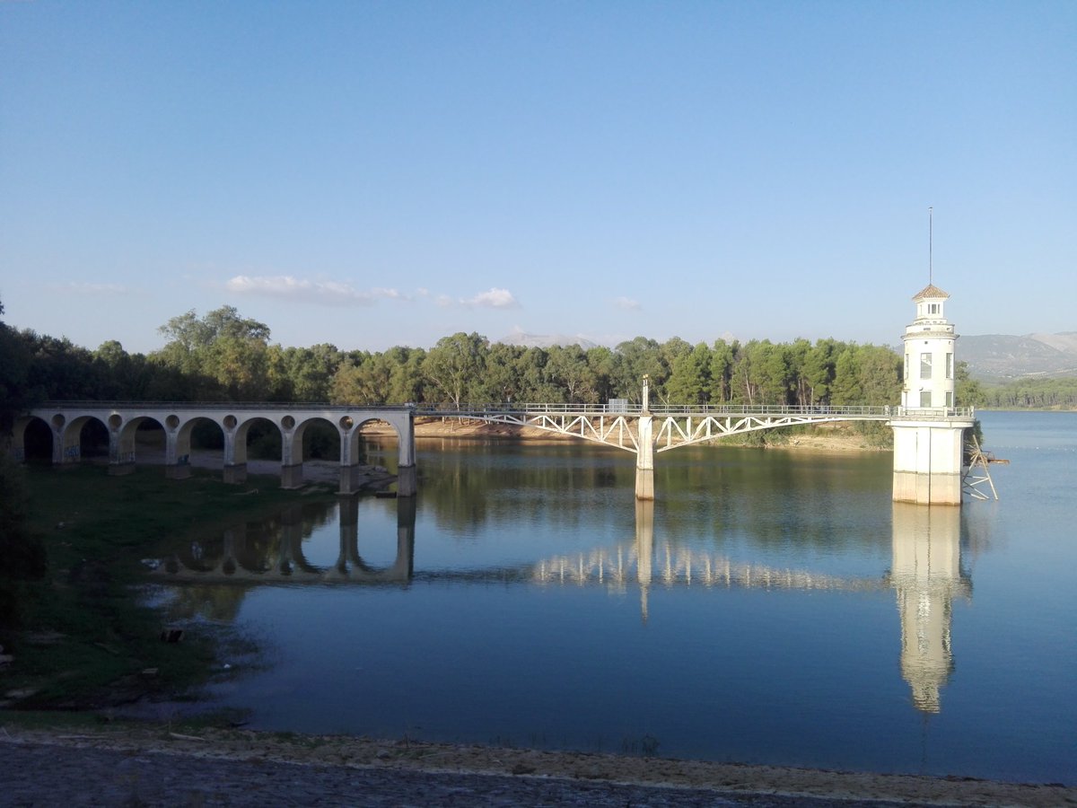 SamuelGMCivil's tweet photo. Presa de Cubillas, Granada.
Su acceso a la torre de toma no te dejará indiferente
#Ingenieríacivil #presas https://t.co/Sodyk1sWvk