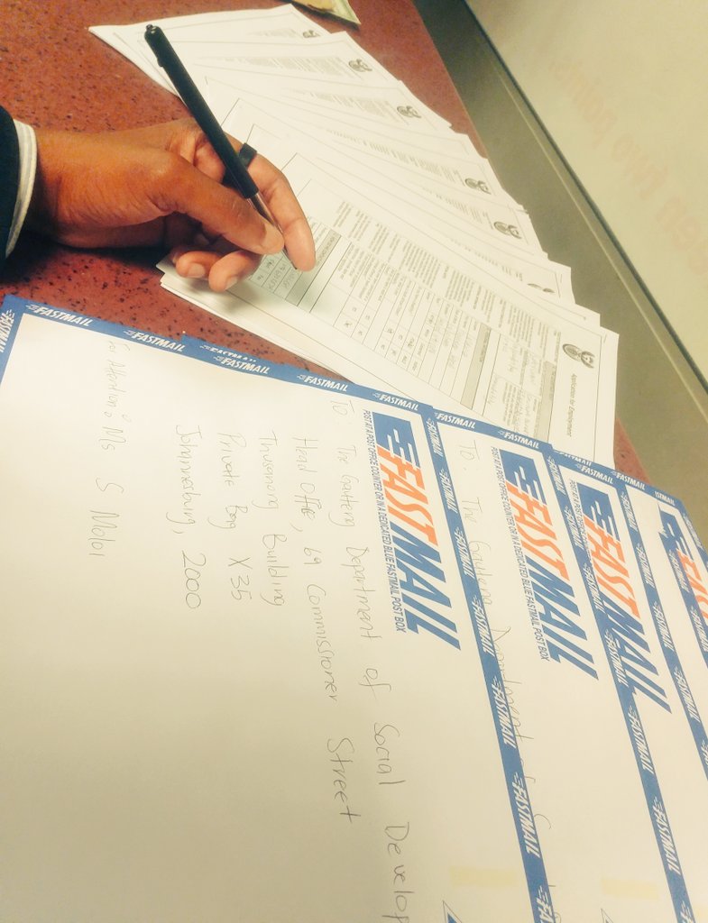 SadaSayifumana's tweet photo. I thought I should use this #mihlali to uplift other jobseekers. Today I mailed my job applications to 10 different departments. Been doing this since 2012ππͺπΎ with no luckπ
Wish me luck πand RTπ
#MathsGraduate
#StatsGraduate
#FinanceAdmistrator
#DataCapturer
#DataCollection https://t.co/VTF0gzg7V4