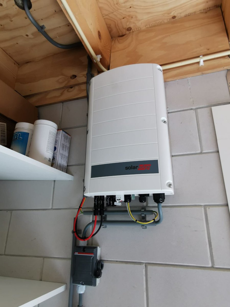 bedaelektro's tweet photo. Vandaag hebben we bij een klant van ons in Wageningen het elektra verbruik gecompenseerd. #0opdeEmeter https://t.co/XjrQQZXL5n