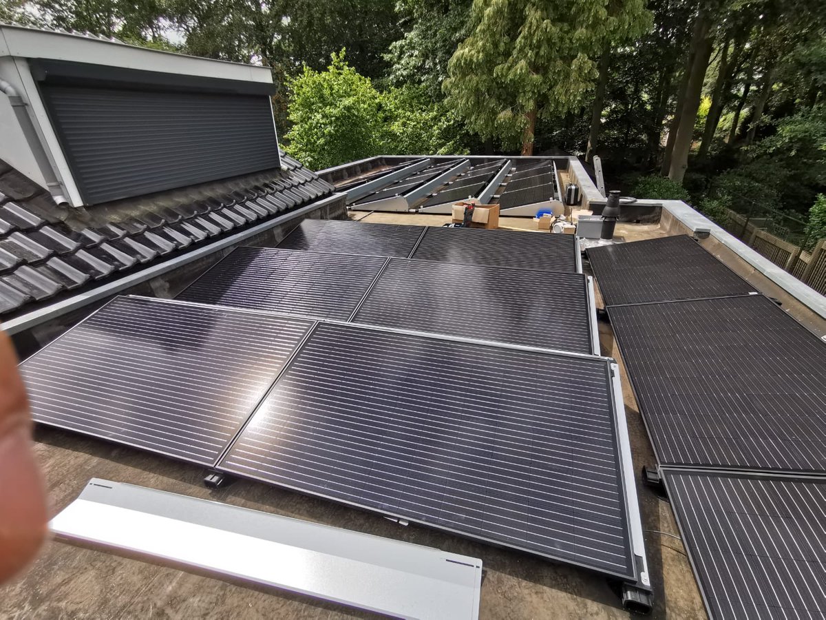 bedaelektro's tweet photo. Vandaag hebben we bij een klant van ons in Wageningen het elektra verbruik gecompenseerd. #0opdeEmeter https://t.co/XjrQQZXL5n