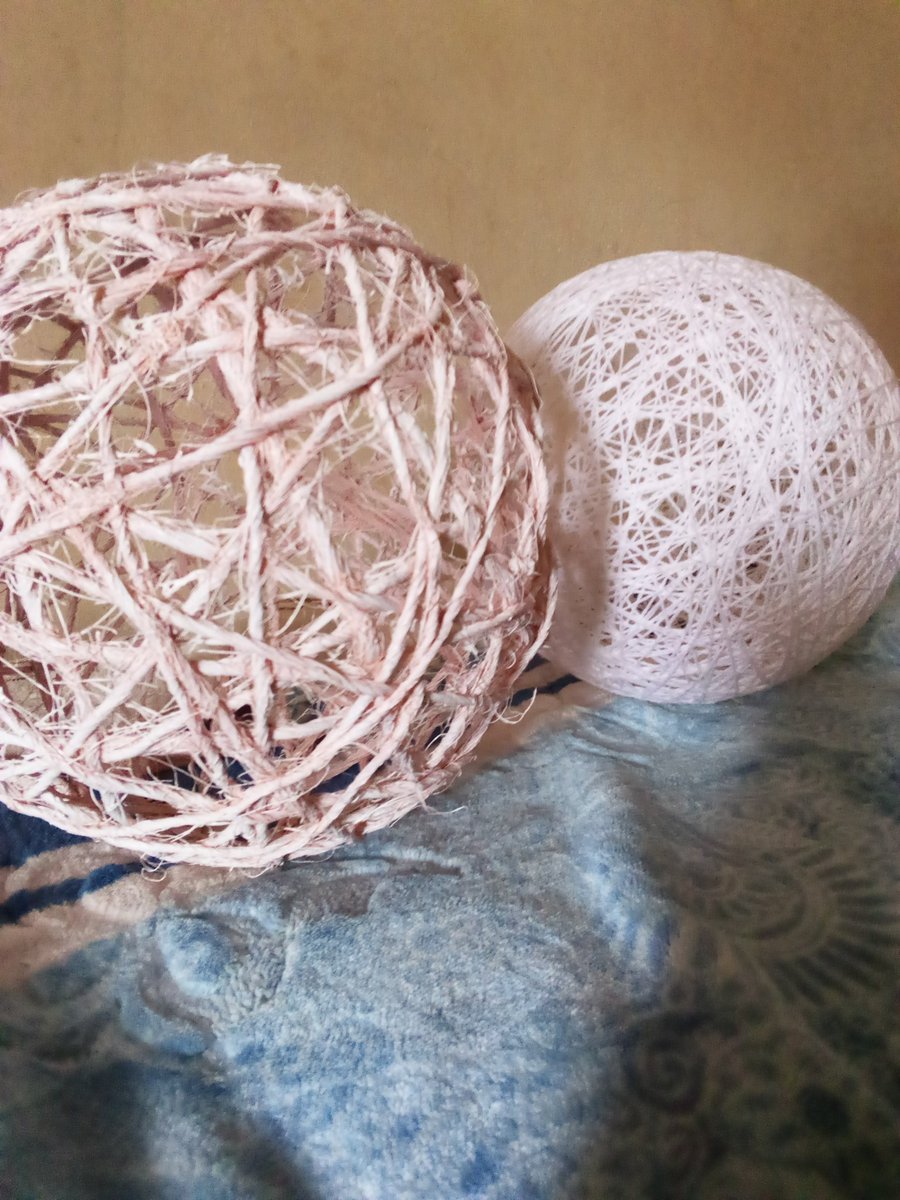 Fifitheefavore1's tweet photo. Sisal and yarn lampshades https://t.co/clHTQf1qR5