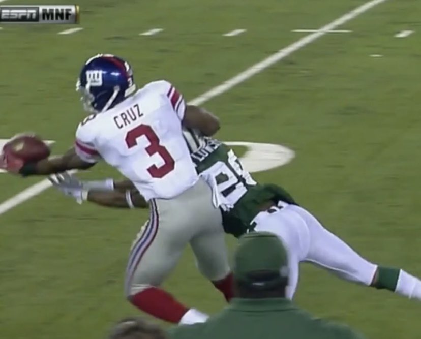 #NeverForget when an undrafted Victor Cruz broke out in the preseason vs the Jets
• 6 catches • 145 yards • 3 TDs