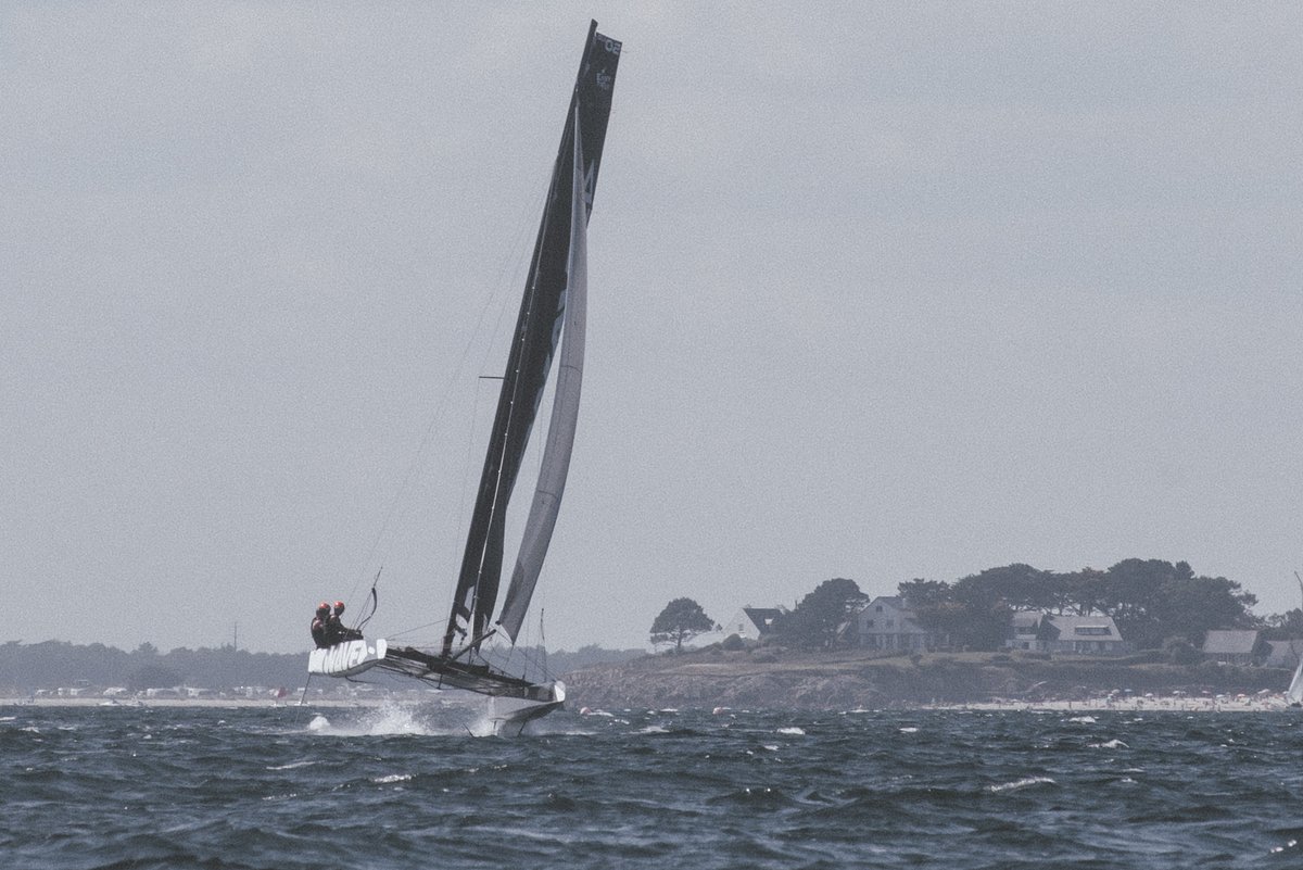 Mathis_Bourgnon's tweet photo. Entrainement Zizi To FLy
#sail #sailing #foil #etf26 #zizitofly #teambourgnon #flying #foiling #catamaran #etf #voile #forwardwip #forwardsailing https://t.co/zXd4kb05po