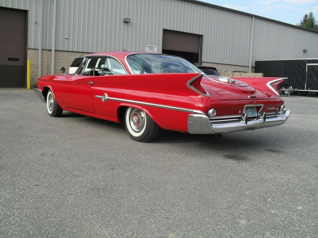 Mercomatic's tweet photo. Sublime example of #Chrysler's illustrious 300 letter series brutes. 1960 #300F; 413 cid, Cross Ram 2x4 bbl, 375 hp. Astradome dash with console mounted tachometer and tan leather interior with full length console and swivel bucket seats. Power windows and seats were standard. https://t.co/gwpDgdGgzz