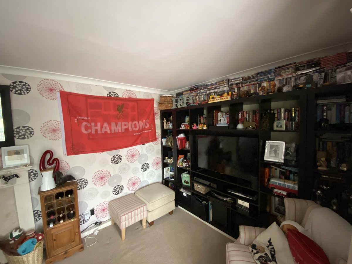 pp2811's tweet image. New addition to the living room #19#unbearables#ynwa