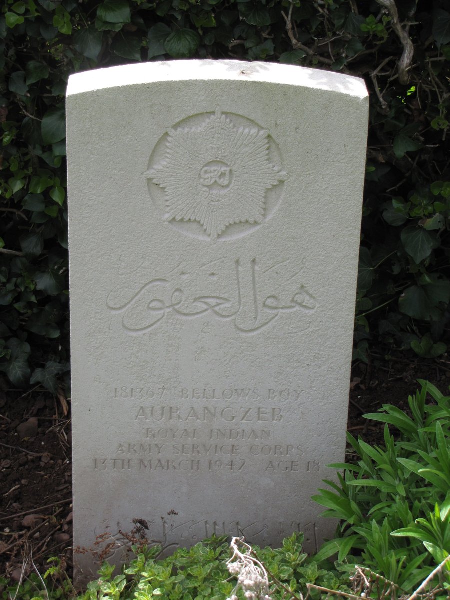 Young Aurangzeb went to France, and was evacuated from St Nazaire in June 1940. He sent poems home to his family written in Urdu and Punjabi. He was just 18 when he died of TB - the biggest killer of  #ForceK6 sepoys - in March 1942. His grave is in Brecon  @CWGC