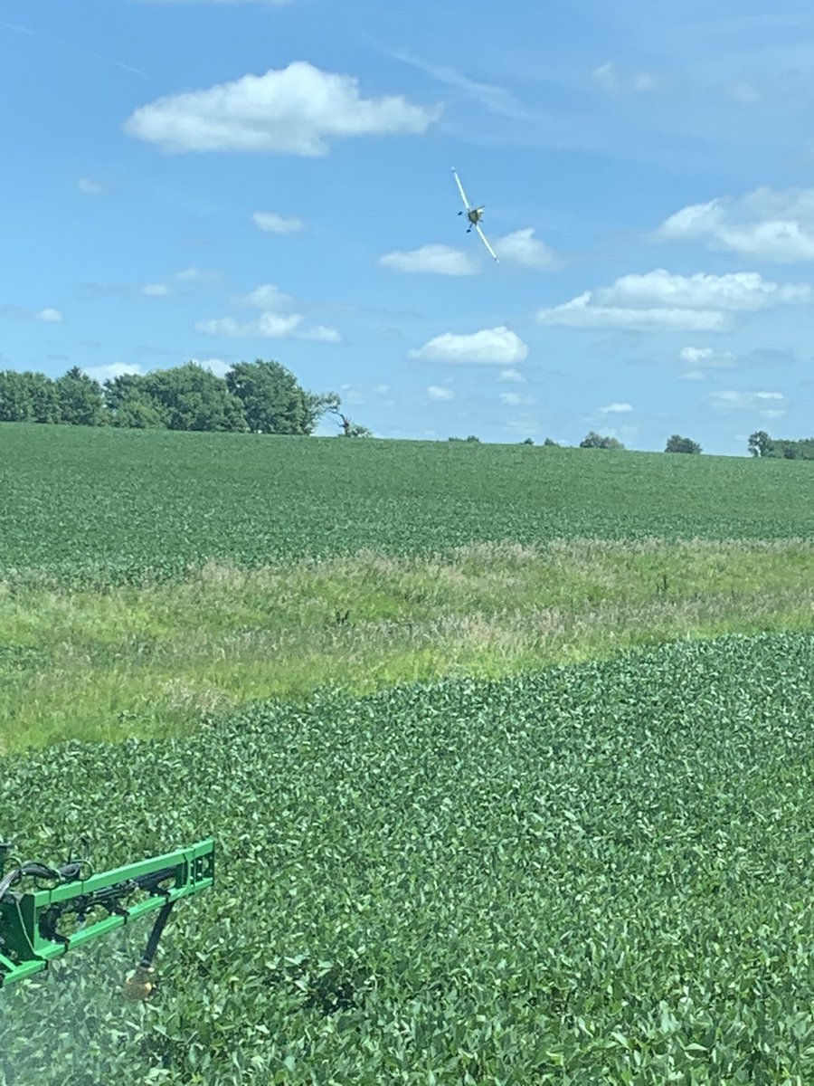 PurdumCody's tweet photo. Fungicide time. https://t.co/Jl5tfQDwnq