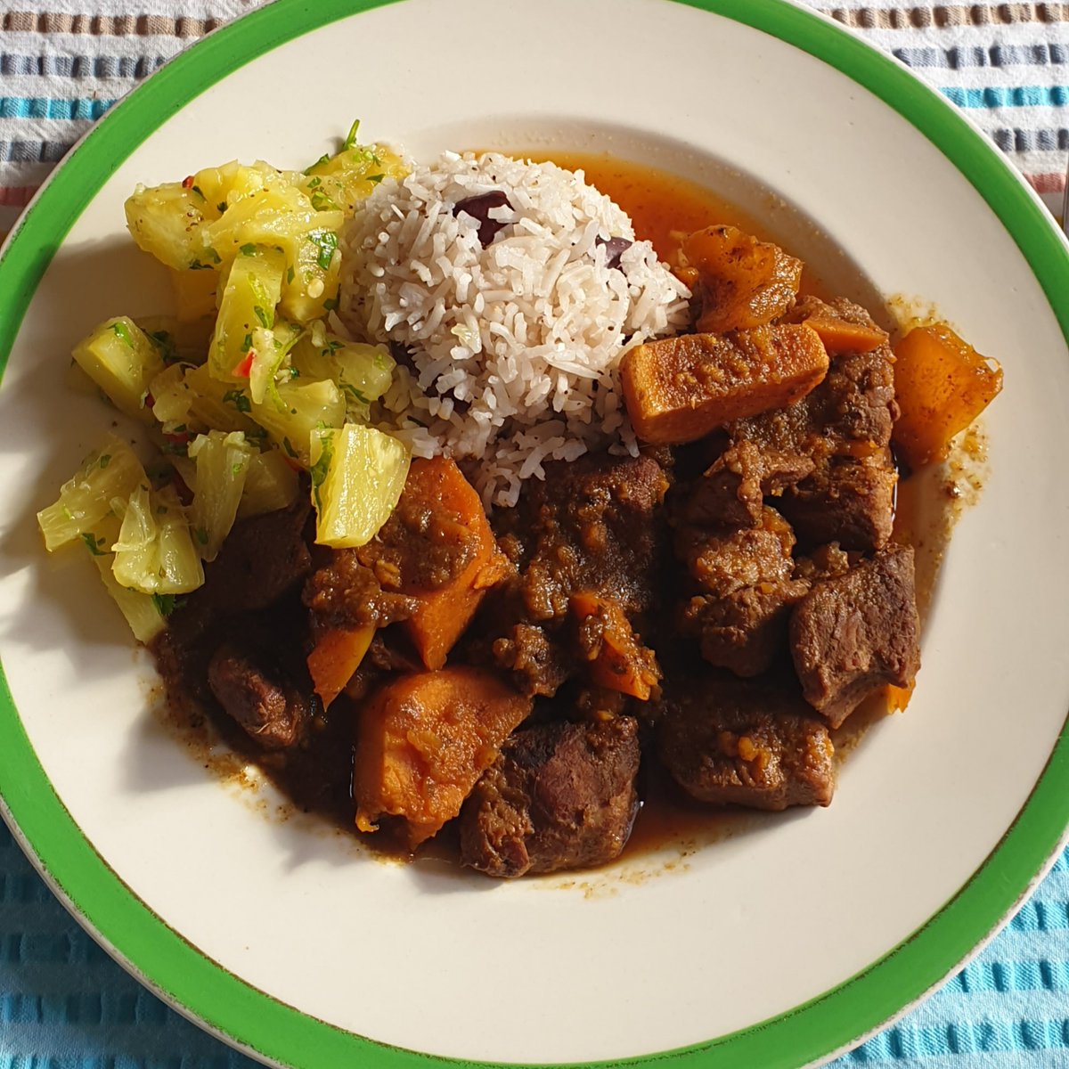 anglesey42's tweet photo. Jerk pork with sweet potato, red beans and rice and a pineapple salsa. A lovely scotch bonnet hit. #homecook #spicy #chilliheat #jamaicanstyle #overnightmarinade #britainsbesthomecook_ https://t.co/gNP6p0nV2h