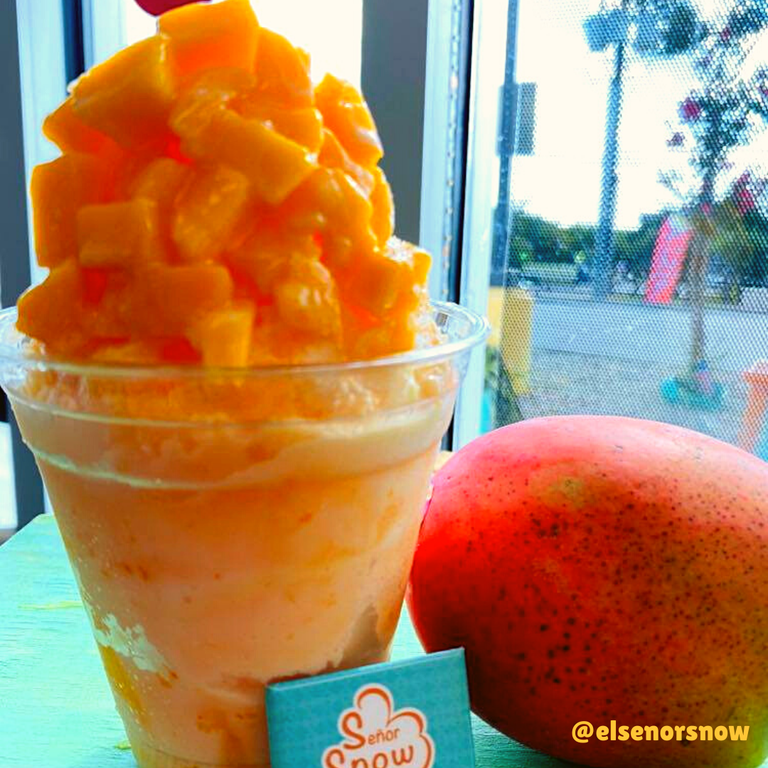 elsenorsnow's tweet photo. Did you know that a basket of mangos is considered a gesture of friendship in India?
Bring your friends to enjoy a Mangonilla Shaved Ice Creation at Señor Snow on Babcock! Made Mango Shaved Ice, Fresh Mango 🥭, Sweet Milky Sauce #mangonilla #shavedice #sorbet #purosanantonio https://t.co/3hiXb6HvAU