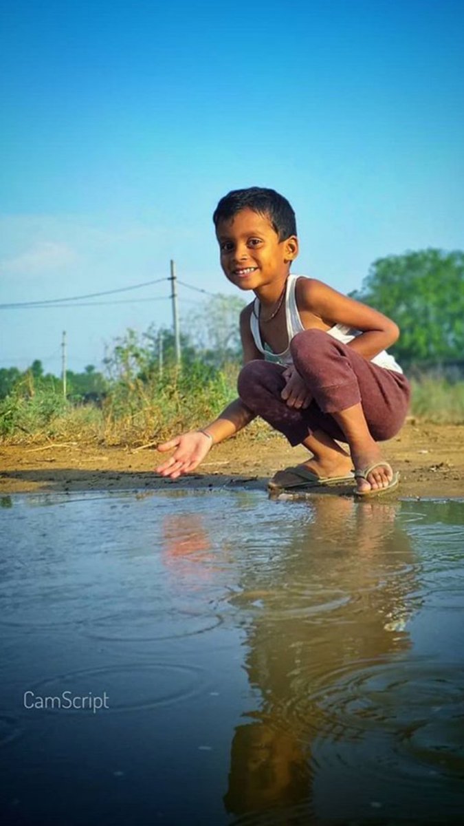 TheCamScript's tweet photo. Joy 🤘
.
.
.
.
.
#camscript #camscriptphotography #bachpan #bachpankiyaadein #childhood #chill #childhoodmemories #mansoon #rain #rainingday #street #fun #explore #joyfull #jaipurphotography #streetphotography #jaipur #rajasthan #incredibleindia #india https://t.co/EoT7eDznGd