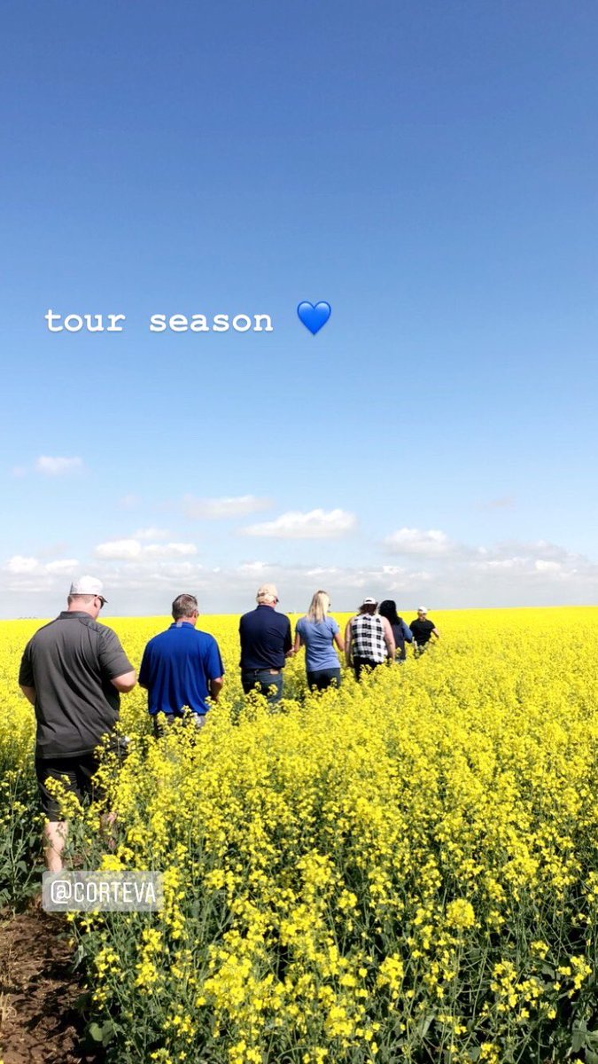 Beautiful day for a tour!! <a href="/CortevaCA/">Corteva Canada</a> <a href="/BrevantSeedsCA/">Brevant seeds Canada</a>