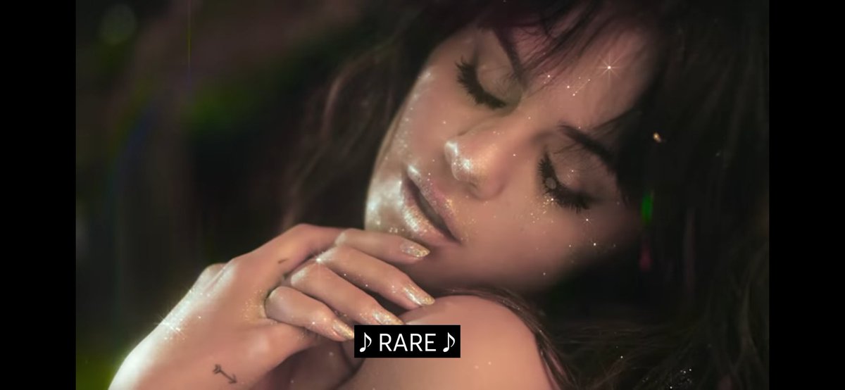 ghurlalmighty14's tweet photo. Happy birthday @selenagomez 🦋🌹 https://t.co/AREkt1tMIJ