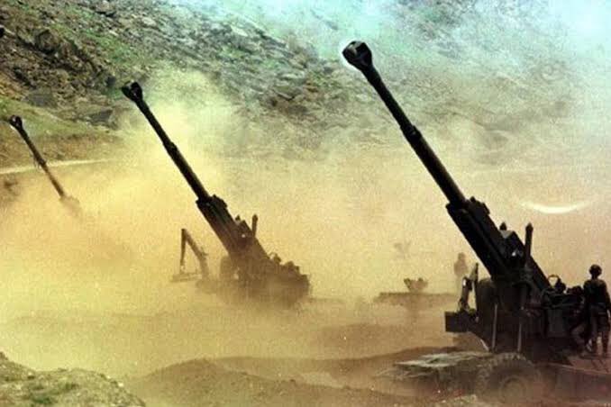 "MECHANISED INFANTRY REGIMENT"• Motto: Valour and Faith• War Cry: Bolo Bharat Mata Ki Jai"THE REGIMENT OF ARTILLERY"• Motto: Sarvatra Izzat-o-Iqbal[Everywhere with Honour and Glory]• War Cry: Bharat Mata ki Jai[Victory to Mother India]