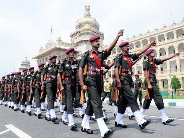 "THE MARATHA LIGHT INFANTRY REGIMENT"• Motto: Duty, Honour, Courage• War Cry: Bolo Shri Chhatrapati Shivaji Maharaj Ki Jai[Say Victory to Emperor Shivaji]