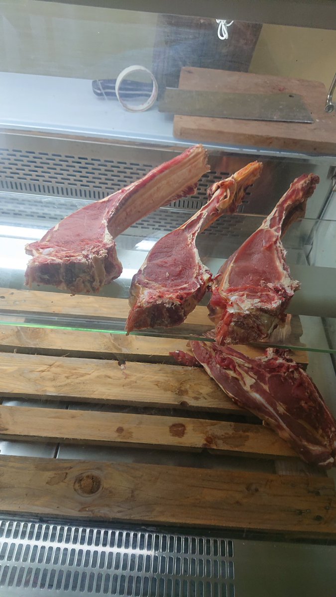 evanskiiva's tweet photo. Wadau mnasemaje, nimefungua butchery hapa donholm, kama uko maarea si unisupport kidogo, theeenks https://t.co/4bbuy64Ynp