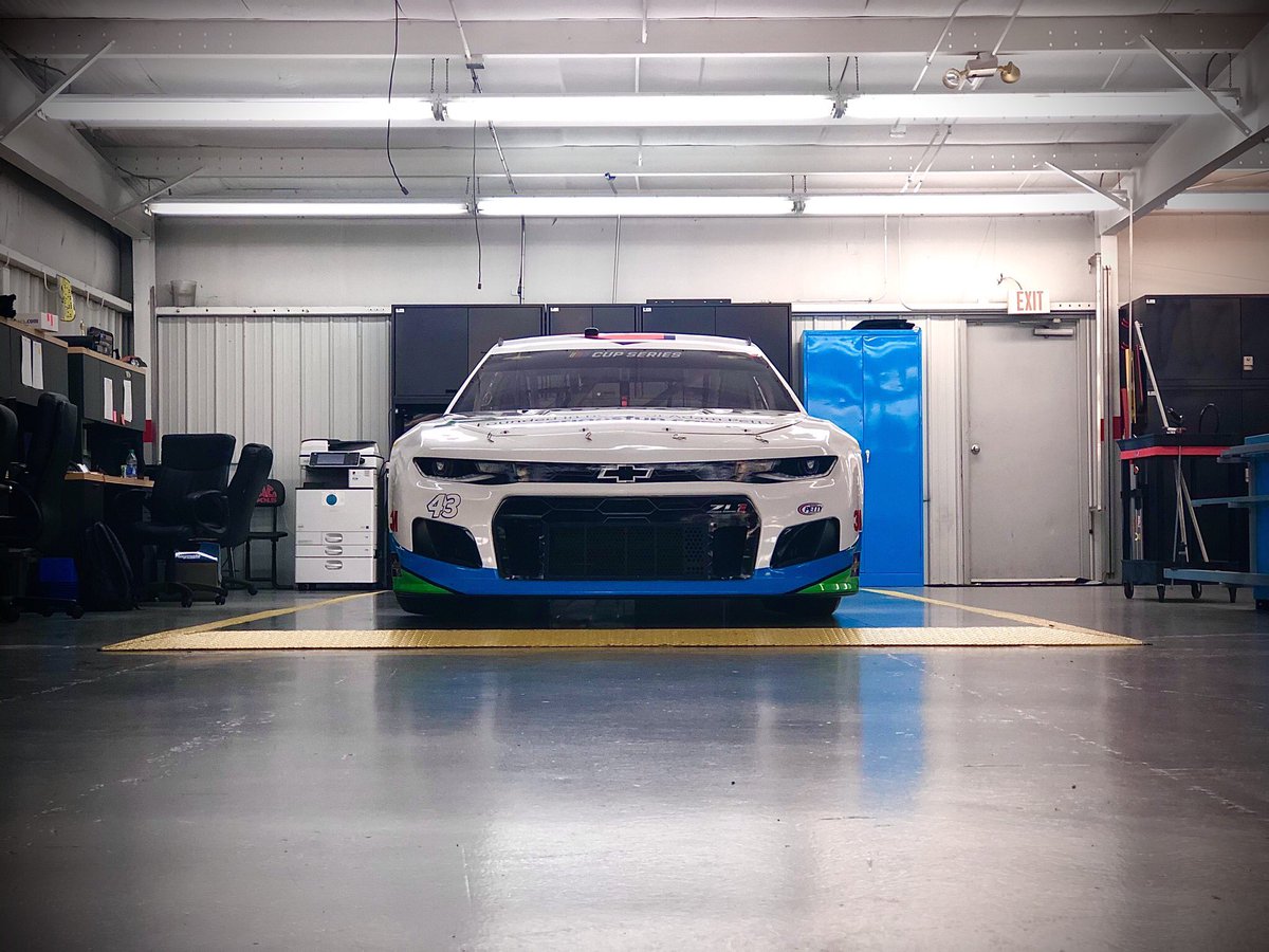 LEGACYMotorClub's tweet photo. RT if you can’t wait to see @BubbaWallace wheel this @VictoryJunction Chevy at @kansasspeedway!

#FeelYourHeartRace #NASCAR https://t.co/RWhC6D7owA