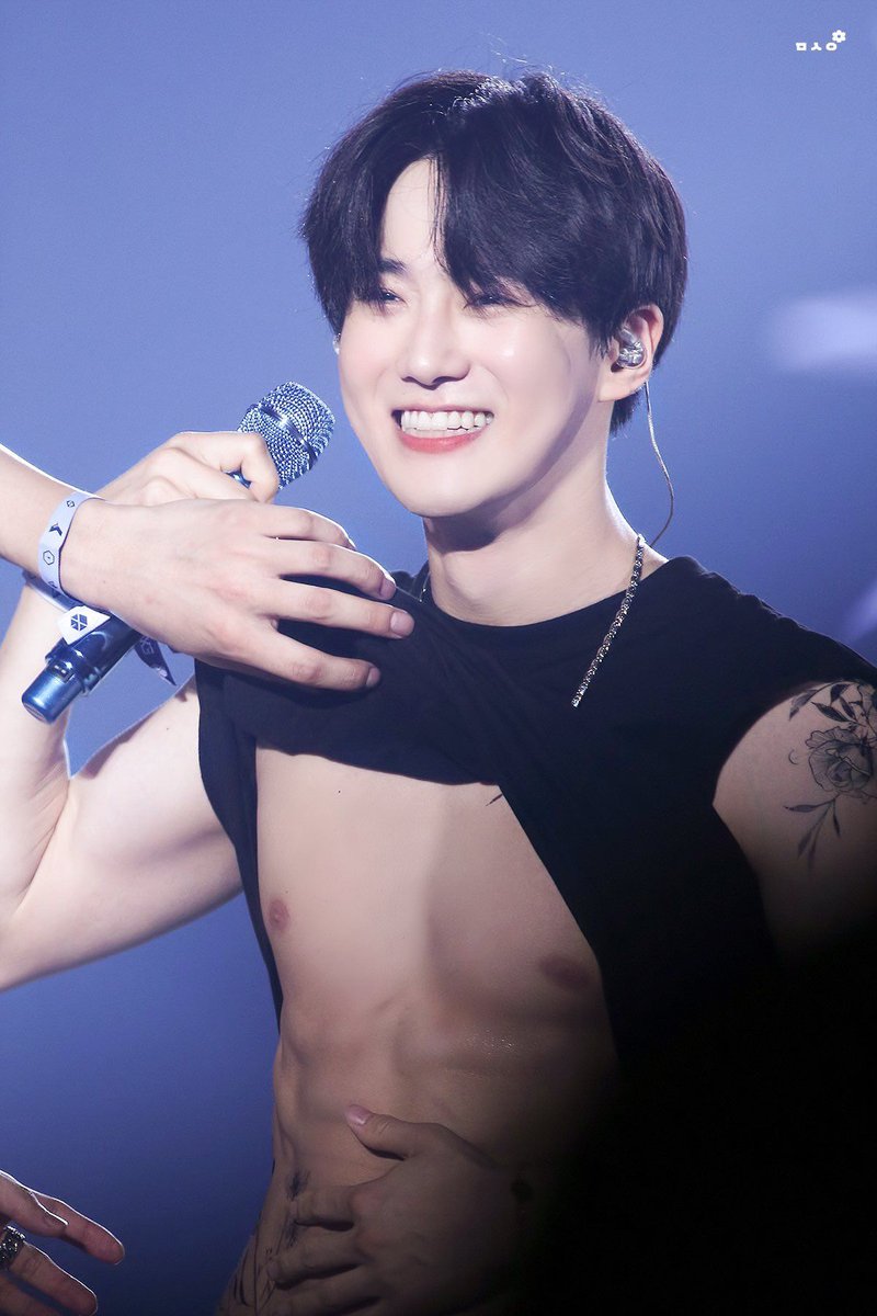 Stop........smiling.....the nippols yall see them?@,#*×&#*÷,#