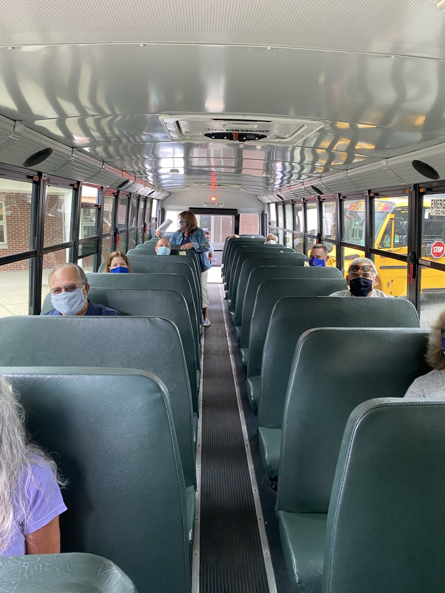 AshlandClockers's tweet photo. I wanted to show town leadership, SC, SB, &amp; BoH what it "might" look like for Ss, fac, &amp; staff when we return to school. Bus tour to all buildings, using current guidelines, with rooms set @ 3ft &amp; 6ft. Some were shocked!  #6ftneeded @APSSchoolCom @AshlandTwnMgr #greatexercise https://t.co/oziq21VuLd