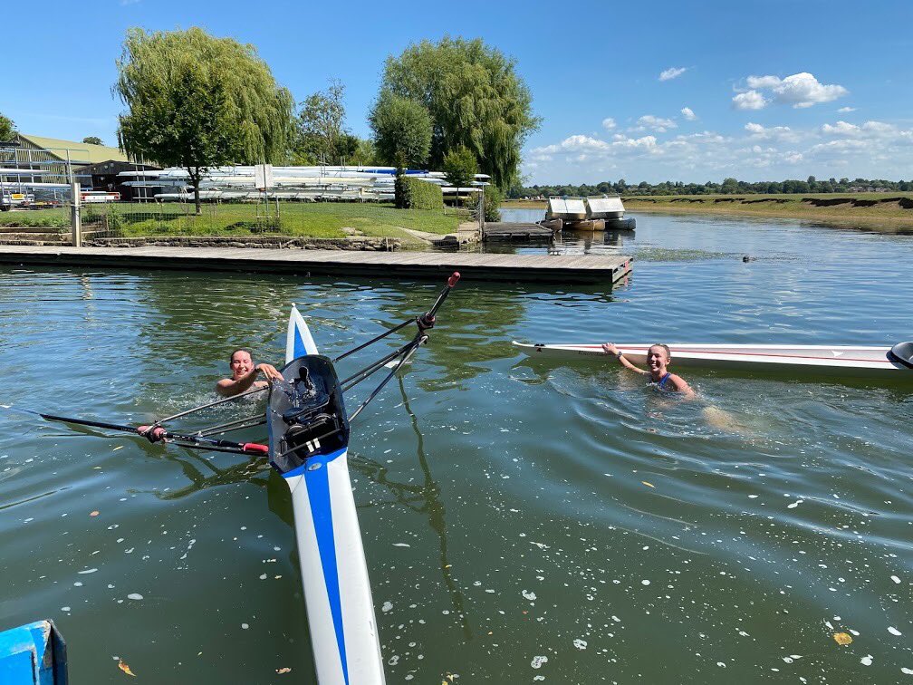TwinKennedys's tweet photo. Day 126: Some would say that rowing is a sport where you stay in the boat, others would try to push those boundaries... #thrivinganddiving #rowing #needsmorepractice #bleedblue https://t.co/OCDFr3QZYD