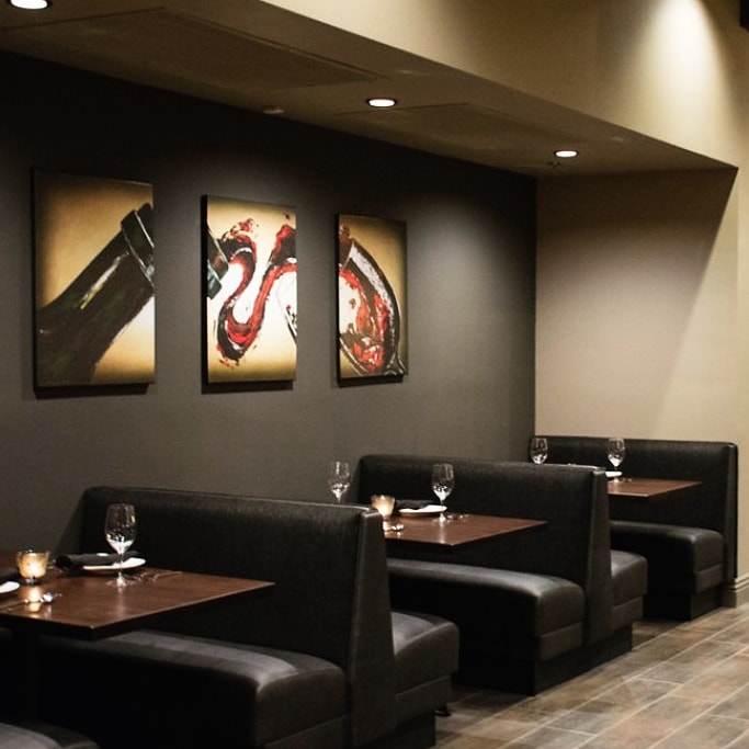 My #wineart Gushing Red at Toasted Barrel in #California (find this #wine #art in many sizes: leannelainefineart.com/products/gushi…) #WineWednesday