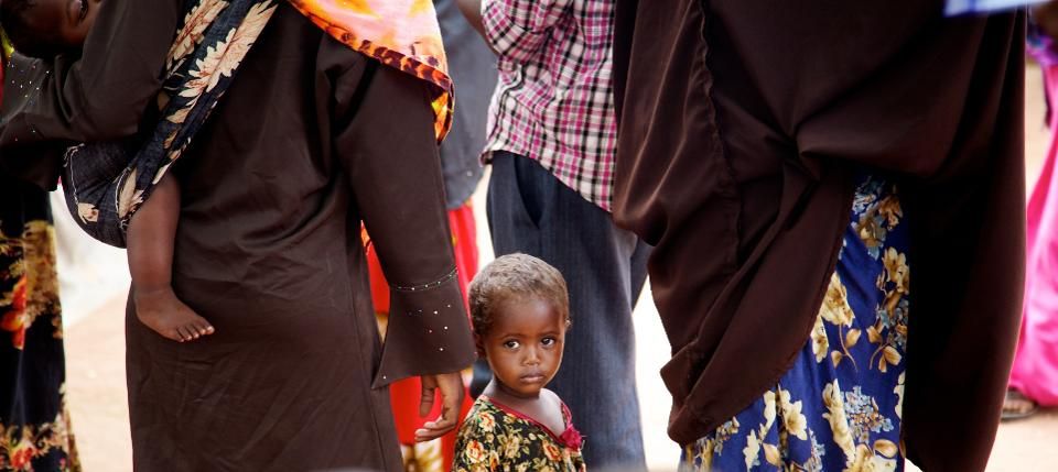 BirthChicago's tweet photo. Forbes reports that "Immunization campaigns are being halted and health workers are being diverted from maternity to Covid-19 units,":  Elizabeth Mason, co-chair of the UN Secretary-General's IAP.

#maternalhealth #COVID19 #pregnancy #postpartum
https://t.co/Ks8AJiuA9U https://t.co/jNqTHSKuo4