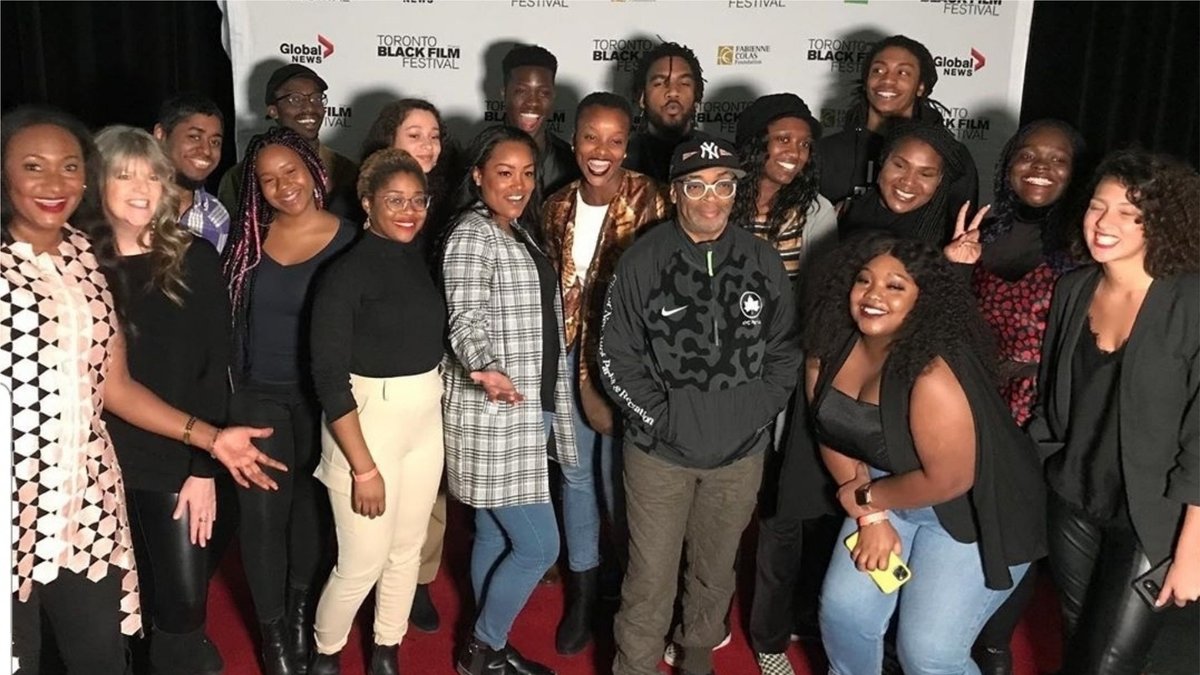 La Banque Nationale appuie deux initiatives qui s’inscrivent dans son engagement dans la lutte contre le racisme et la discrimination : le programme être Noir.e au Canada et la <a href="/BlackNorthCA/">BlackNorth Initiative</a>  bit.ly/3jycTz8