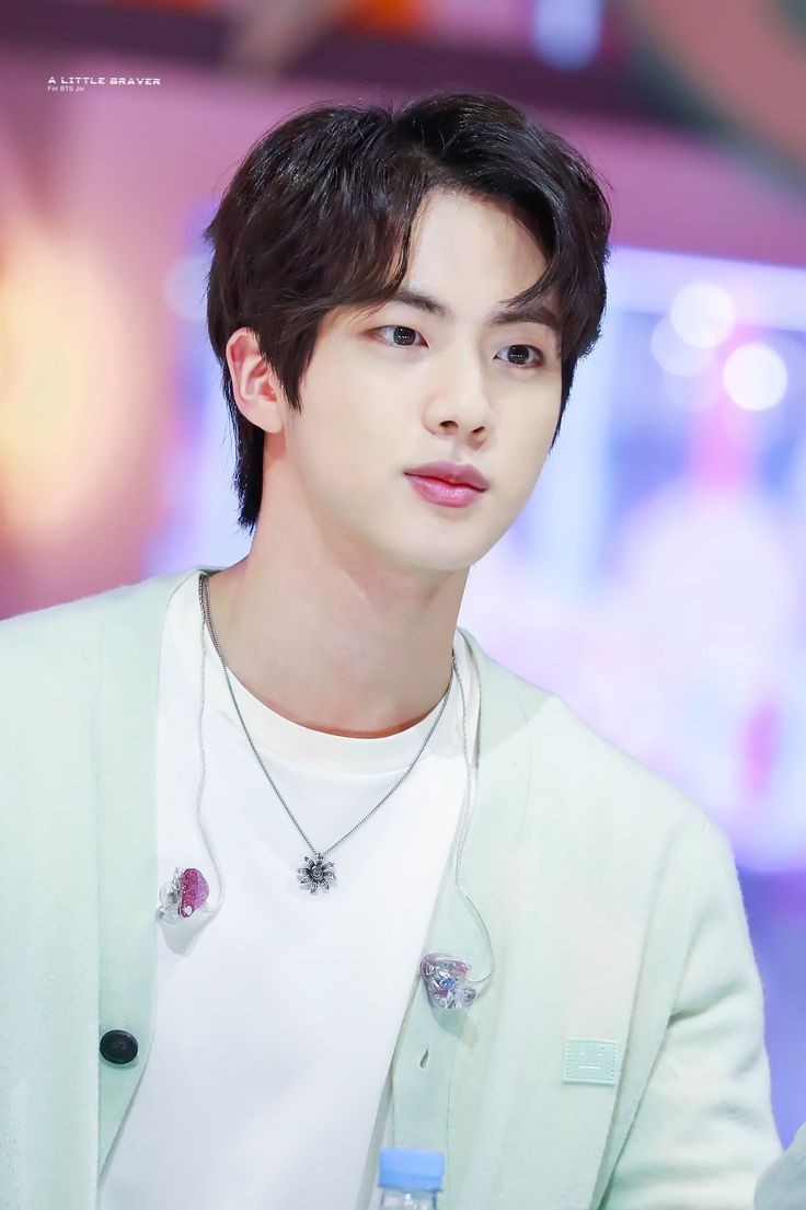 Kim seok jin bts. Kim seok jin. Сок джин бтс. Джин бтс. Джин бтс.