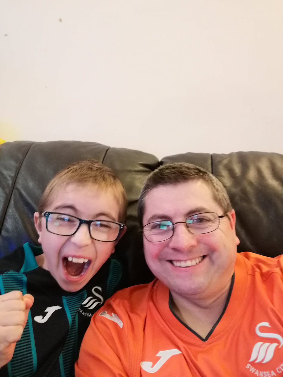 rrobbow's tweet photo. Come on the Jacks! #JacksAtHome https://t.co/m7IuycXoSv