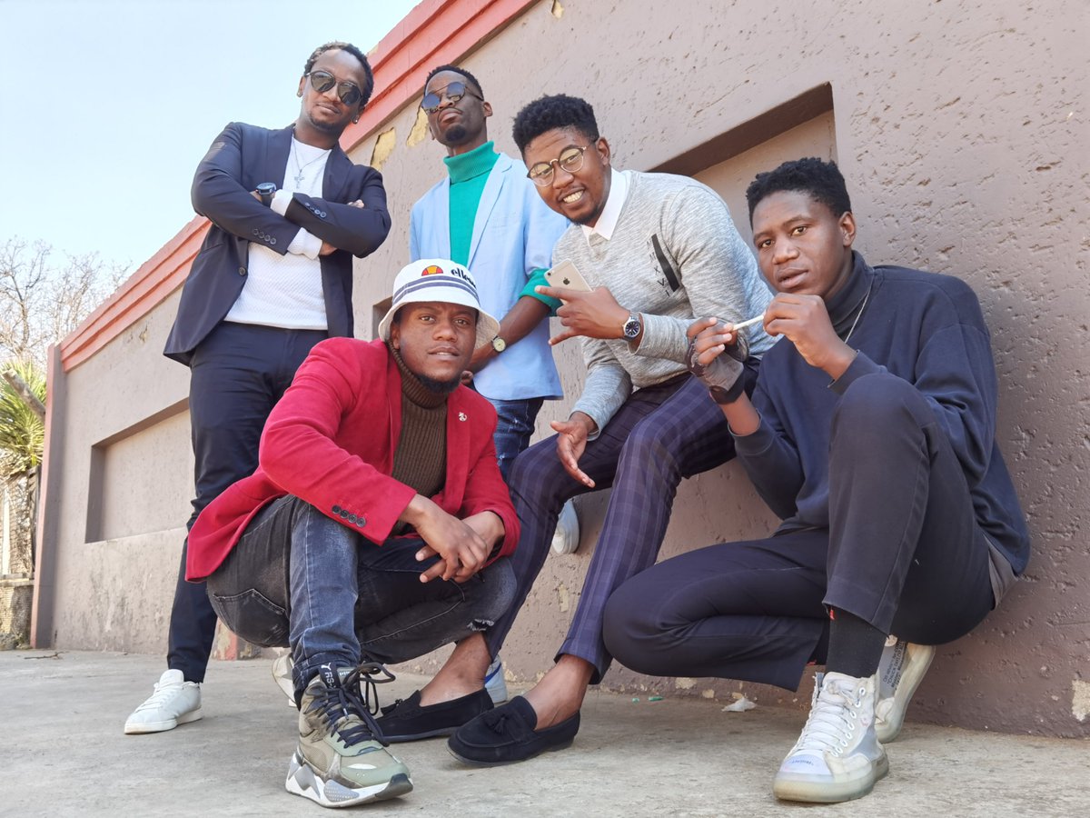 floydrazor_sa's tweet photo. GANG GANG 🔱 https://t.co/RPPWiKIs3r