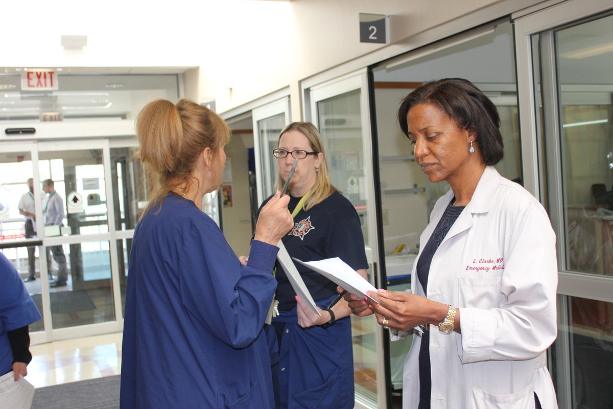 Don't neglect your emergency care because of COVID. Know the symptoms of a heart attack and the warning signs of a stroke. If you have any of these symptoms, don't let the pandemic discourage you from visiting the hospital. Click here for more information: lorettohospital.org/our-services/e…