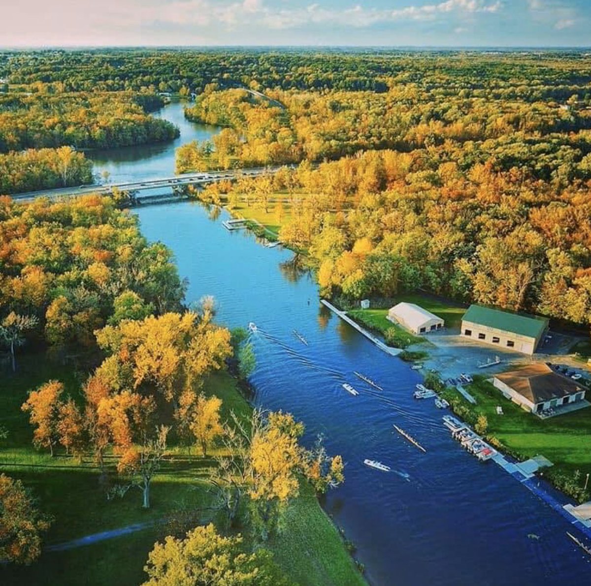 CuseMRowing's tweet photo. Can’t wait to get boats out on the waterways this fall. Just over a month to the start of the fall semester.
Want to row in a setting like this? Contact our Assistant Coach Jason Elefant (jelefant@syr.edu) to learn what it takes to row for ‘Cuse.
#CuseRowing #BestSetting https://t.co/hayYkE2qaY